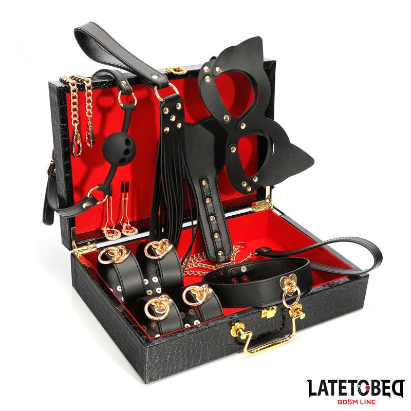 Kit Bondage de 8 Pz Cuero con Maletin de Almacenaje